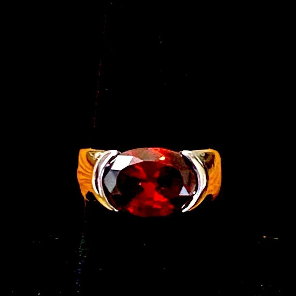 Silver Oval Garnet Gemstone Ring NEW